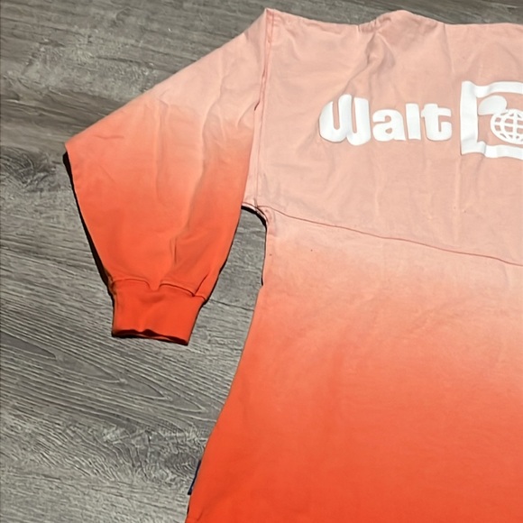 Walt Disney World Ombre Spirit Jersey Coral 2022 - Picture 12 of 13